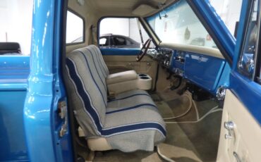 Chevrolet-C-10-1967-Truck-32