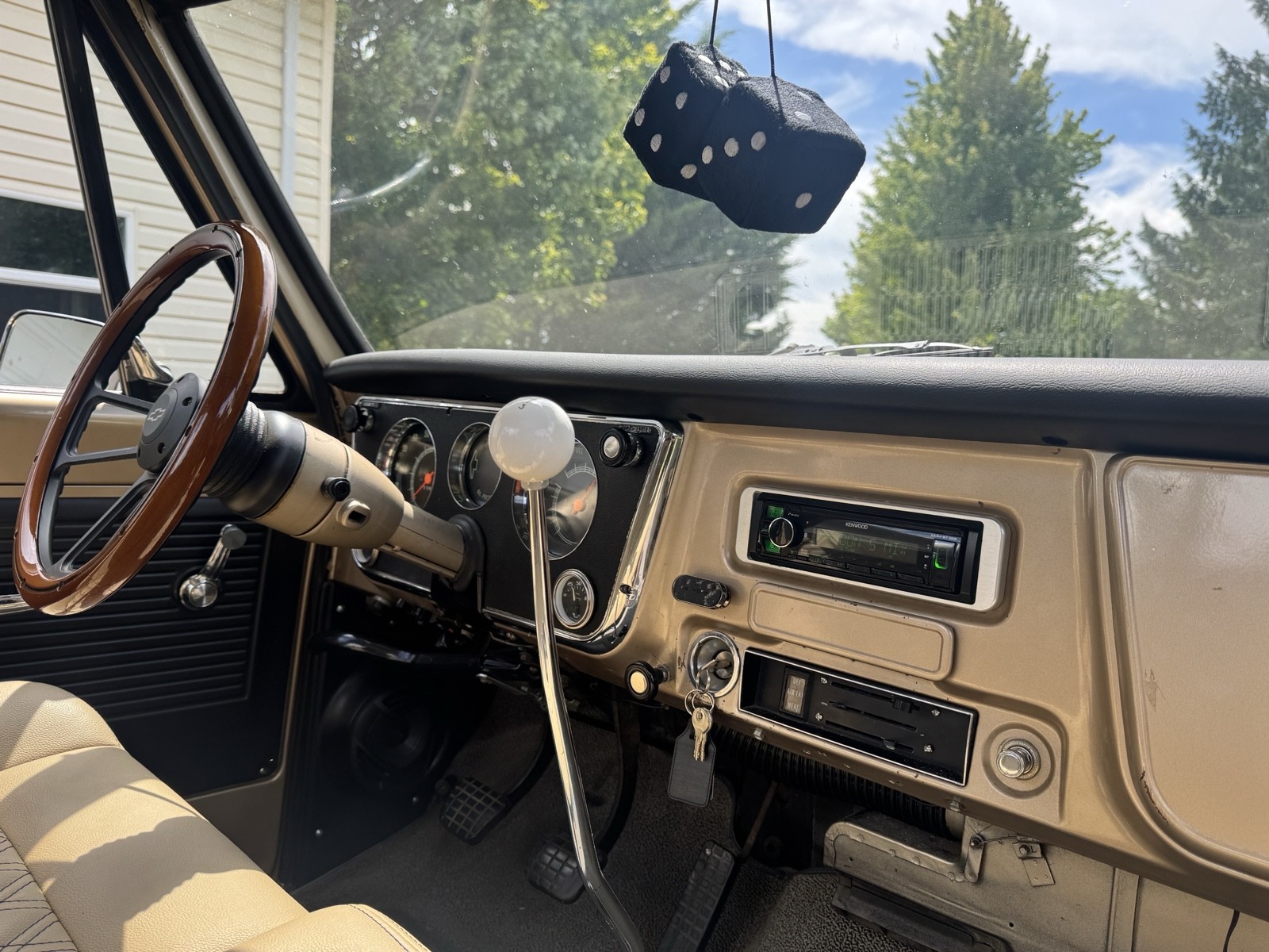 Chevrolet-C-10-1968-21