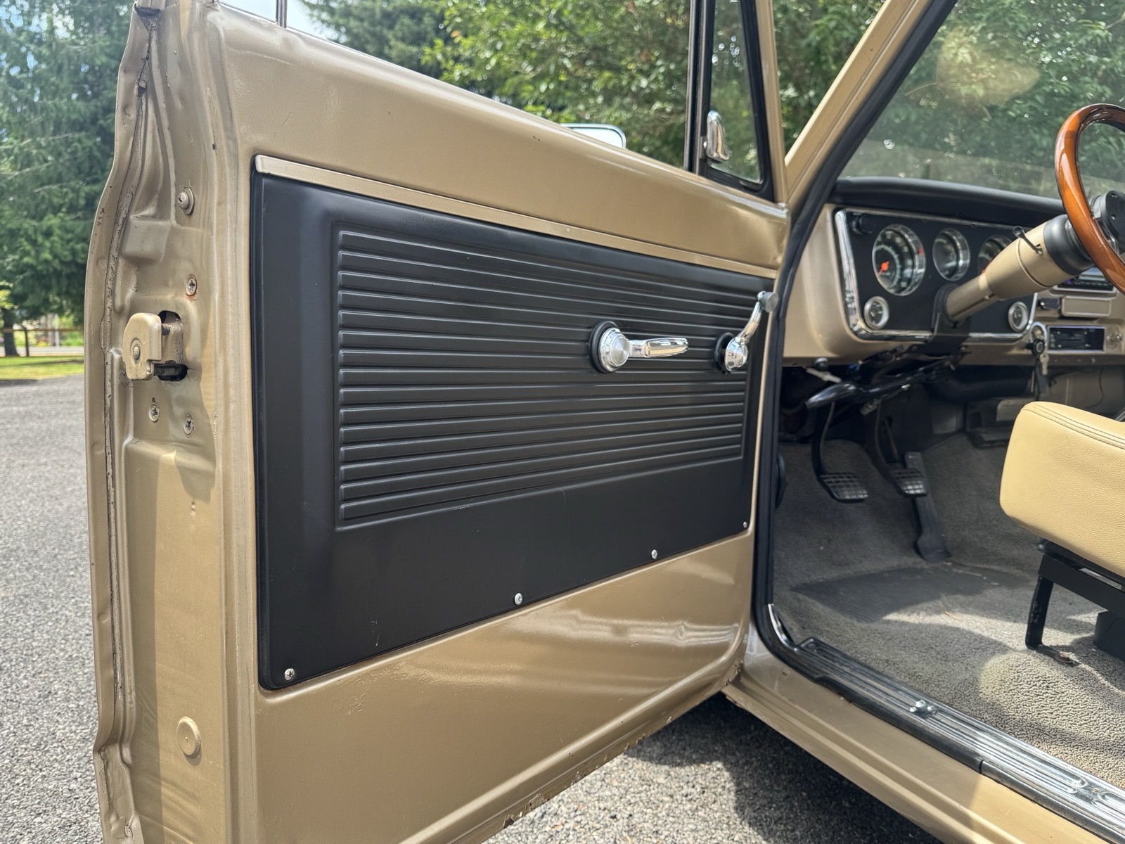 Chevrolet-C-10-1968-22