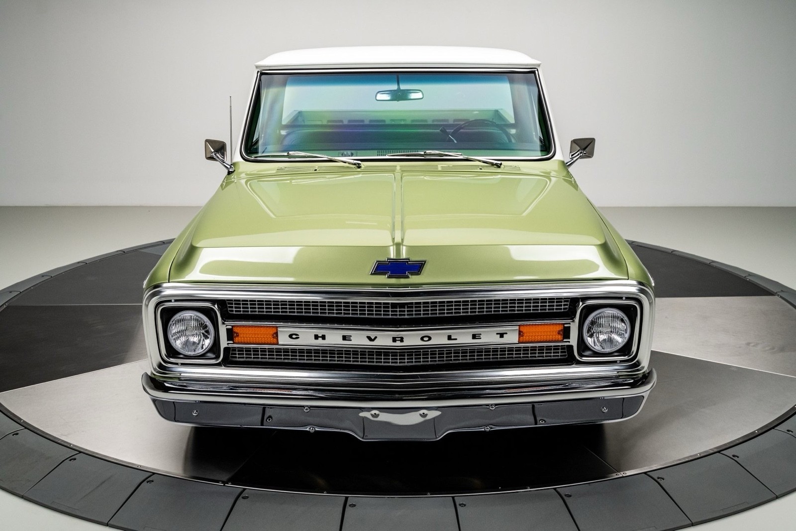 Chevrolet-C-10-1970-10