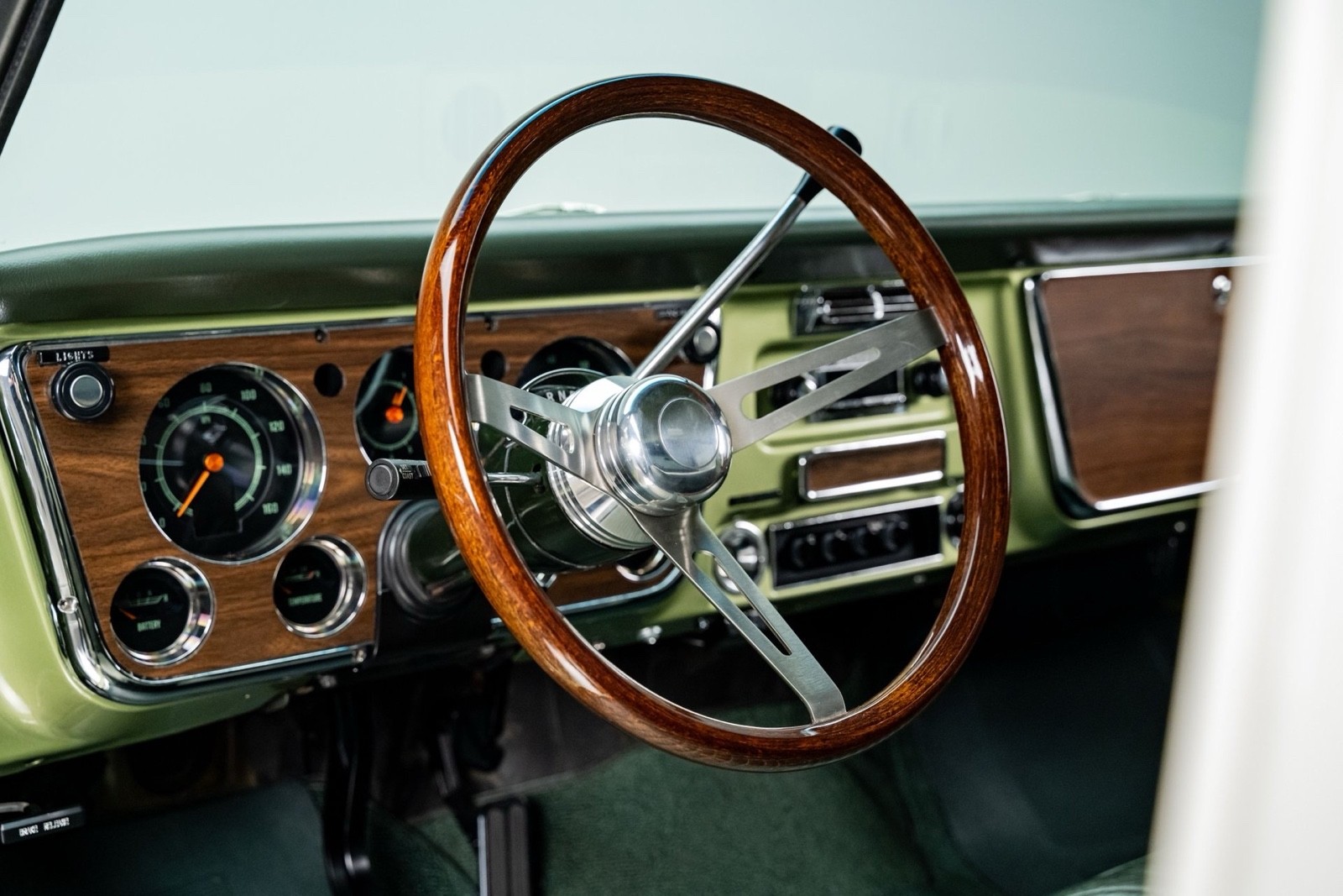 Chevrolet-C-10-1970-18