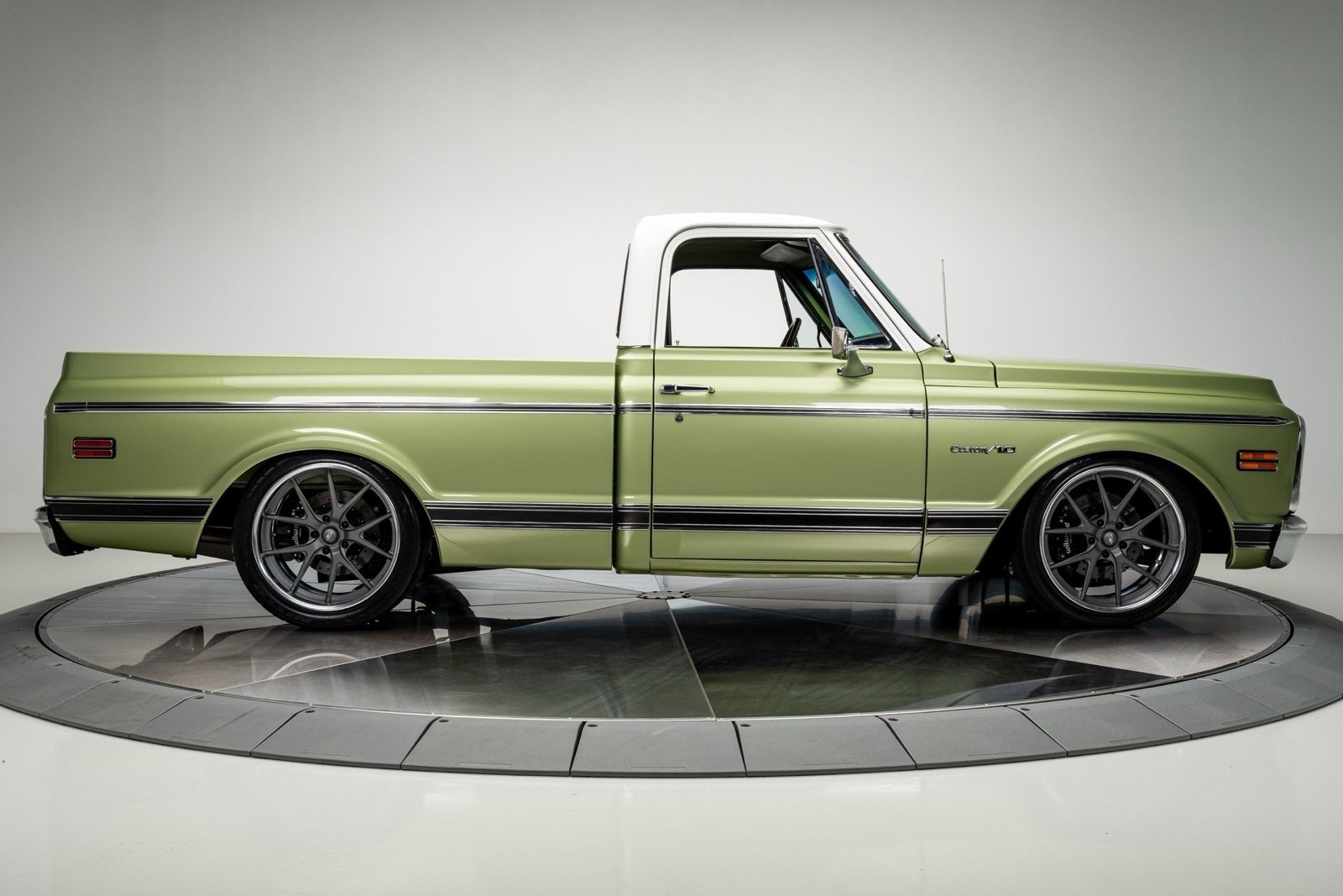 Chevrolet-C-10-1970-4