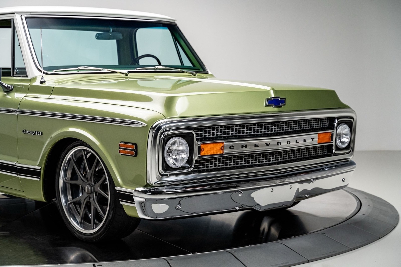 Chevrolet-C-10-1970-9