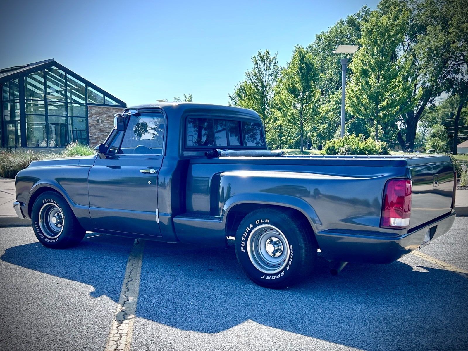Chevrolet-C-10-1970-Pickup-Truck-4
