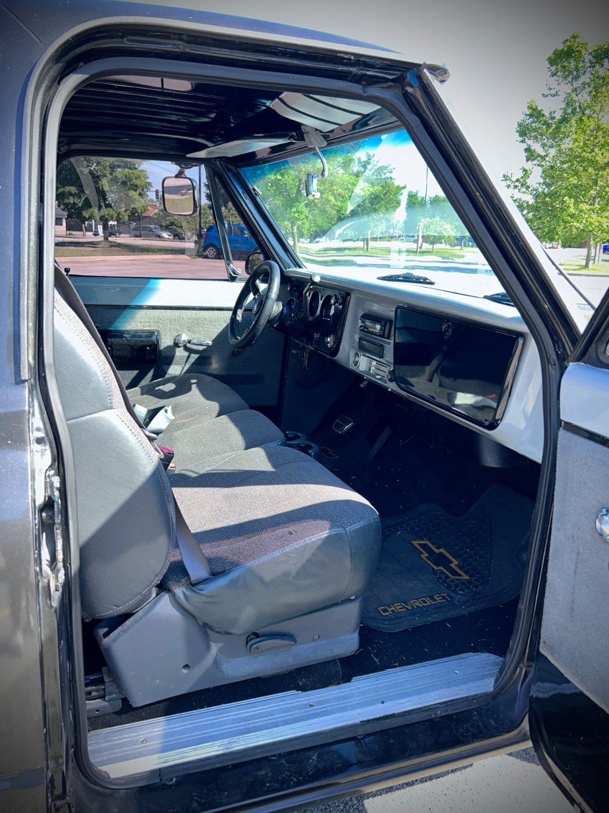 Chevrolet-C-10-1970-Pickup-Truck-6
