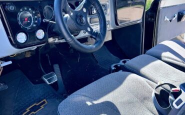 Chevrolet-C-10-1970-Pickup-Truck-8