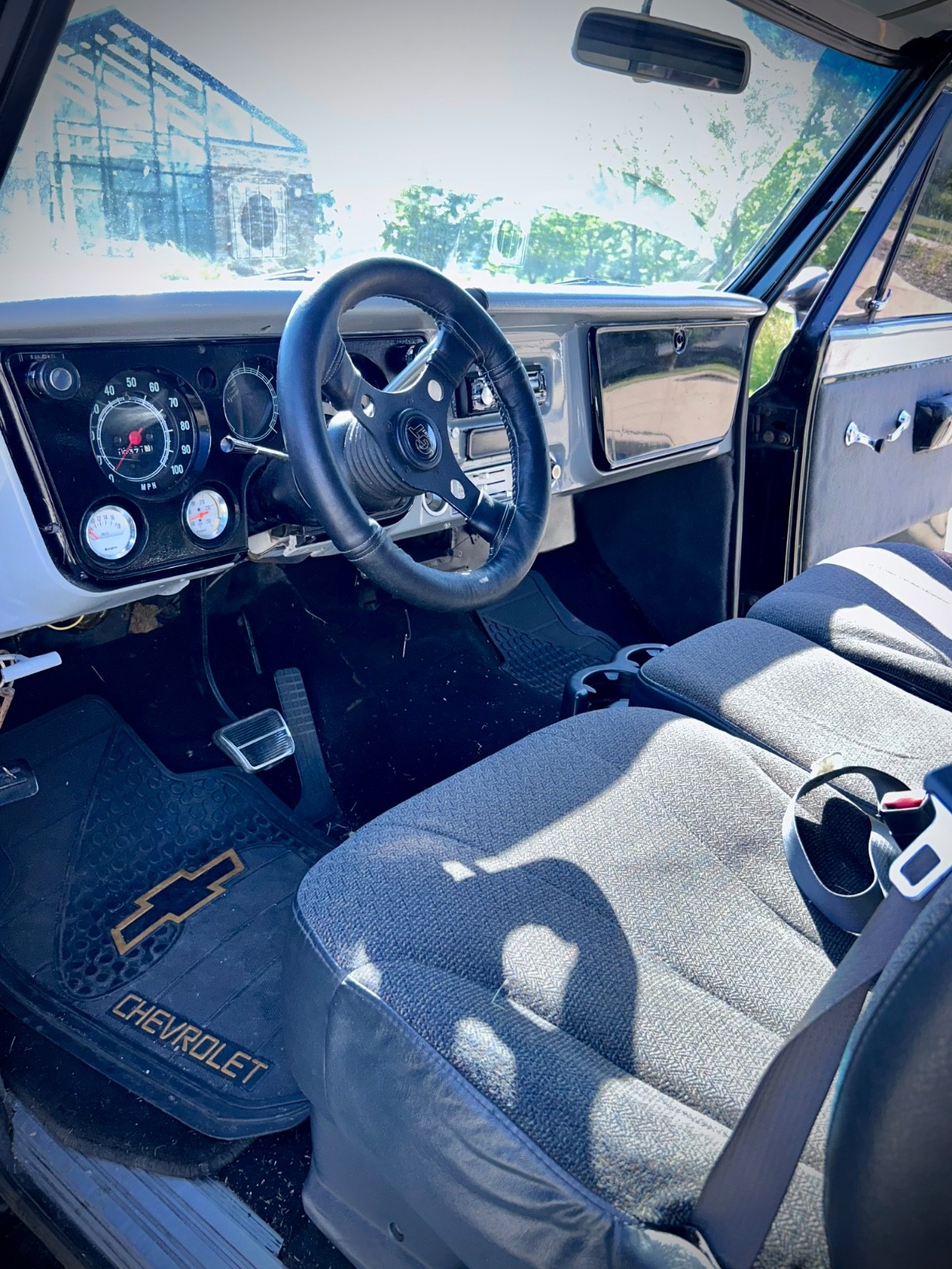 Chevrolet-C-10-1970-Pickup-Truck-8