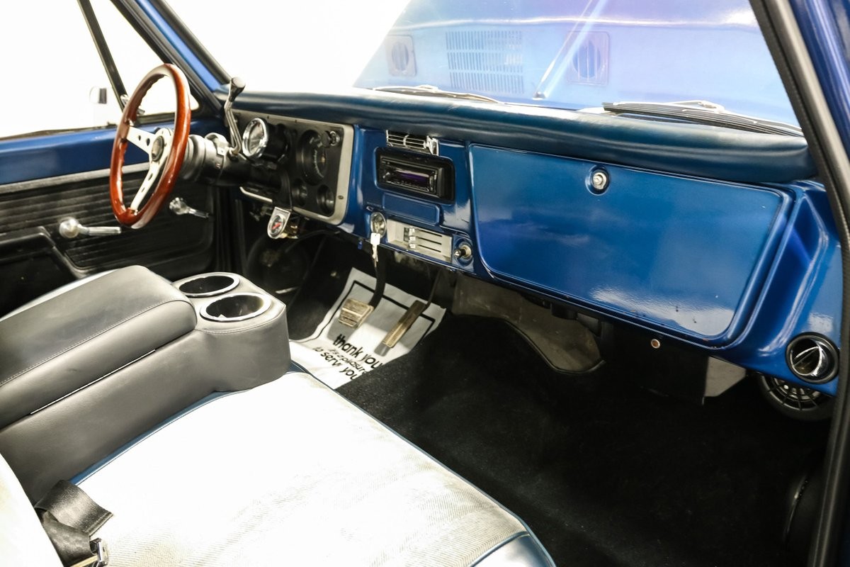 Chevrolet-C-10-1971-Pickup-Truck-15