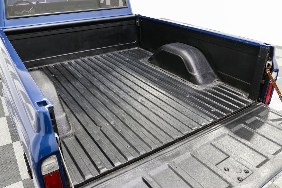 Chevrolet-C-10-1971-Pickup-Truck-19