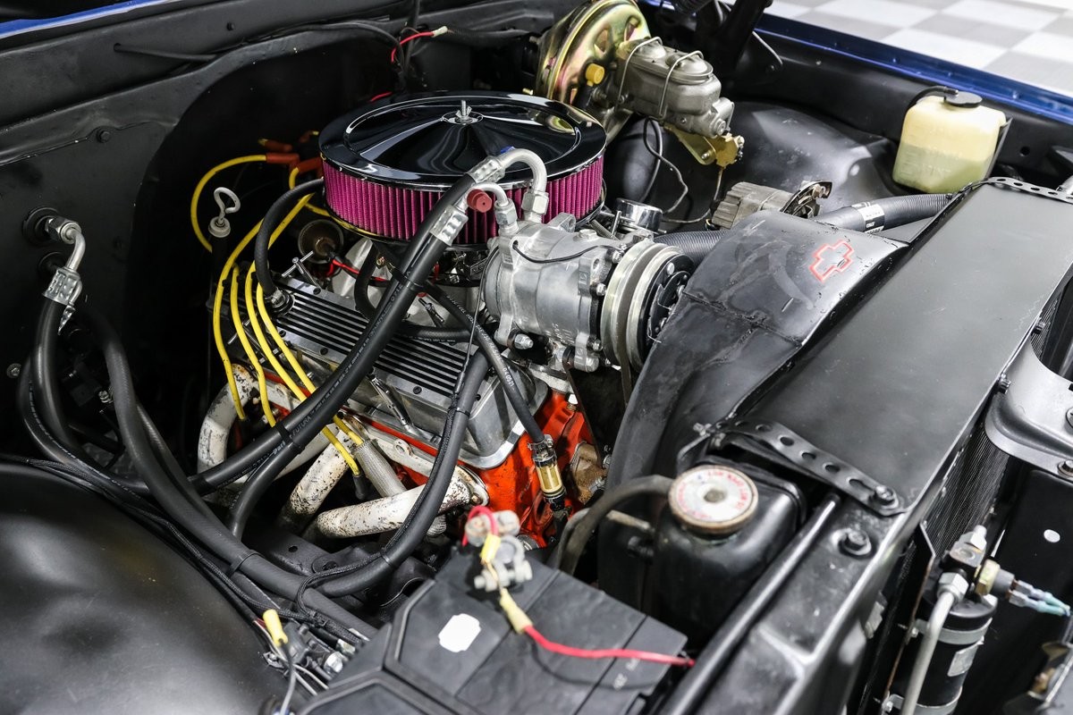 Chevrolet-C-10-1971-Pickup-Truck-8