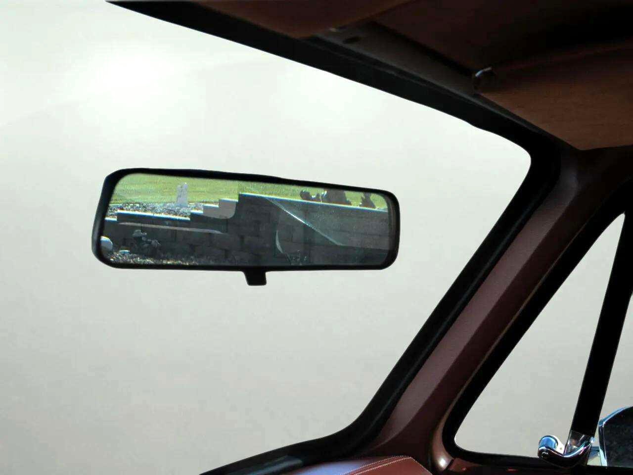 Chevrolet-C-10-1974-Classic-Car-39