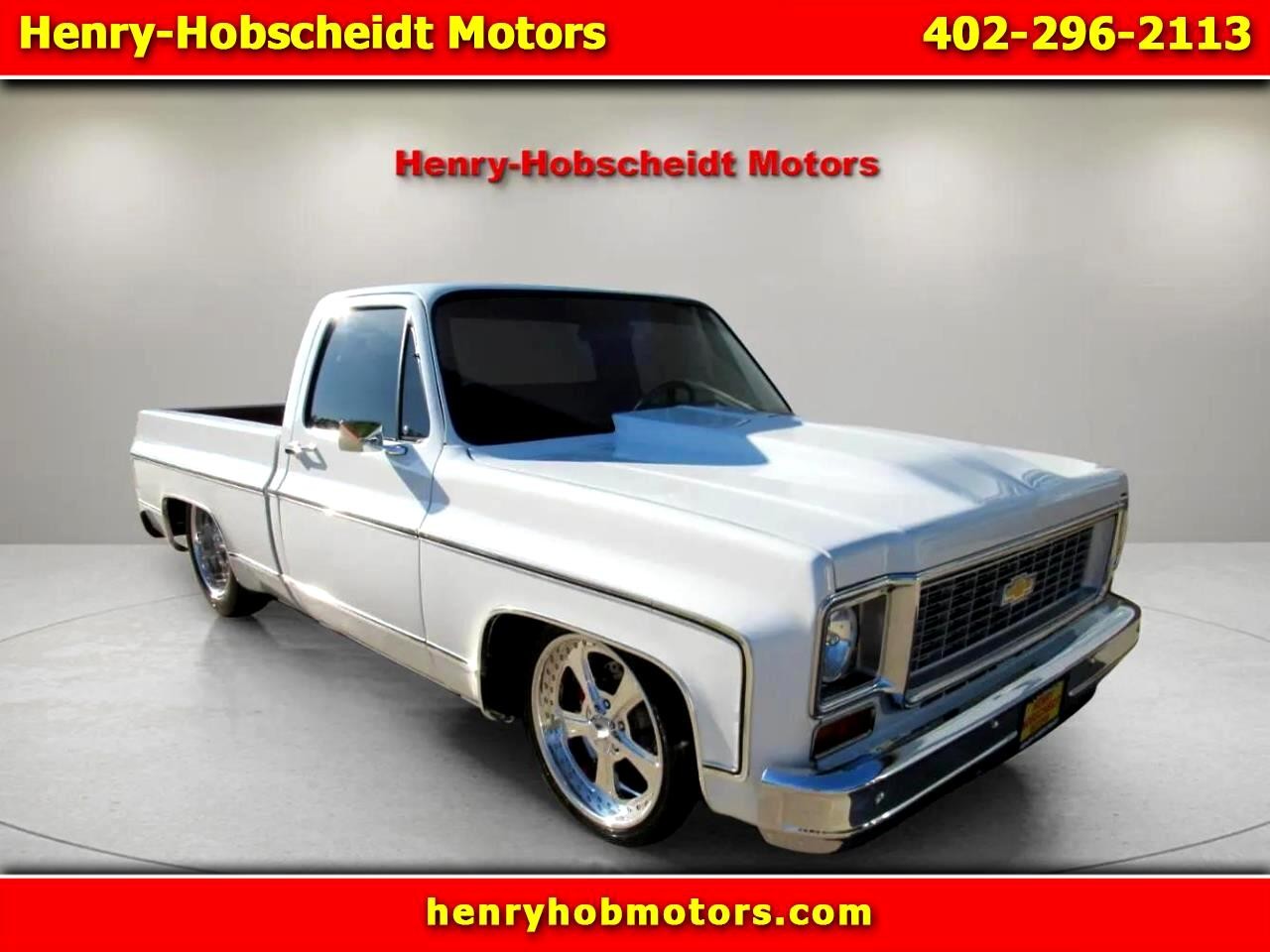 Chevrolet-C-10-1974-Classic-Car