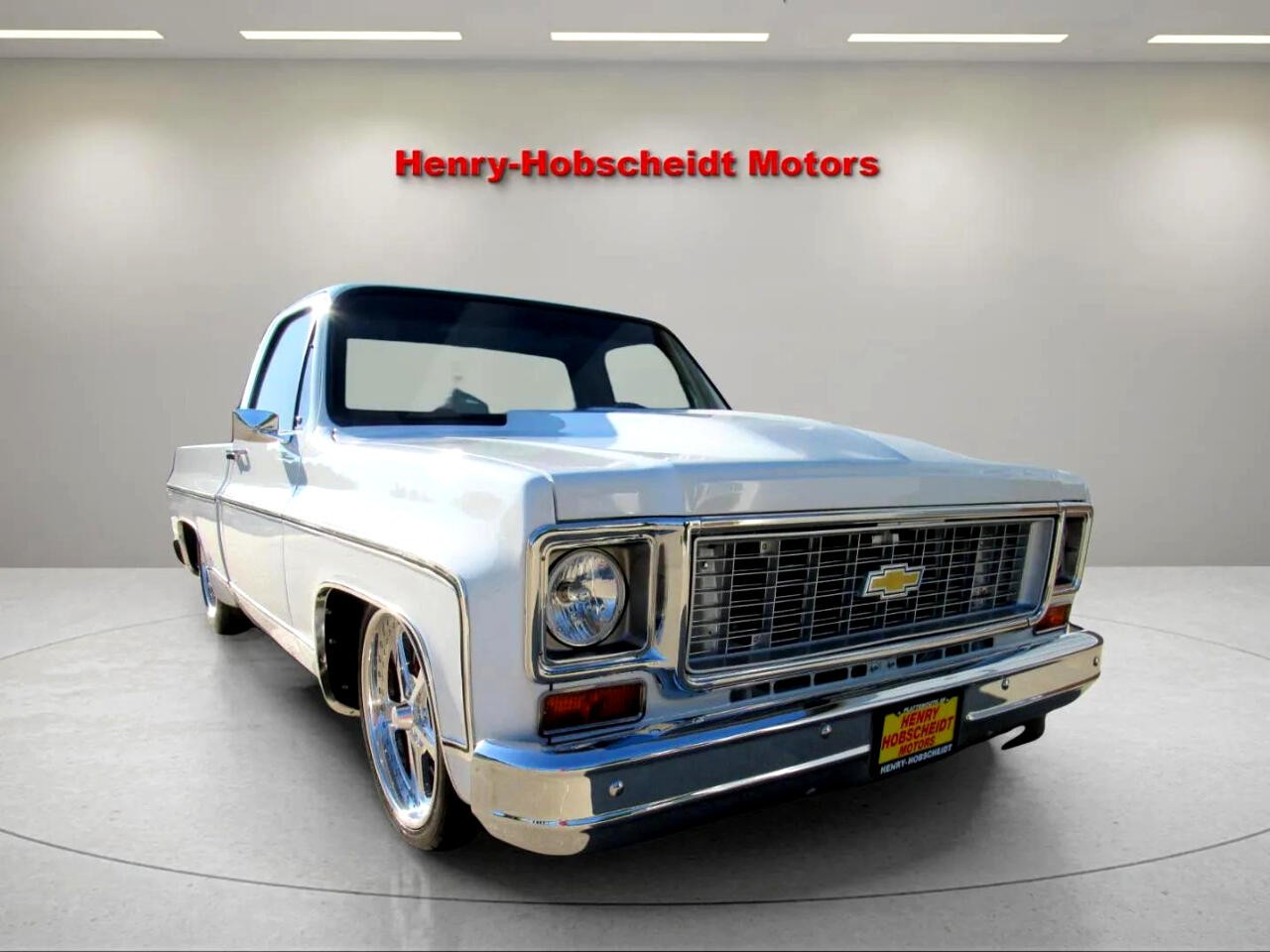 Chevrolet-C-10-1974-Classic-Car-7