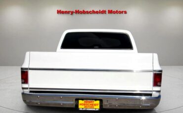 Chevrolet-C-10-1974-Classic-Car-9