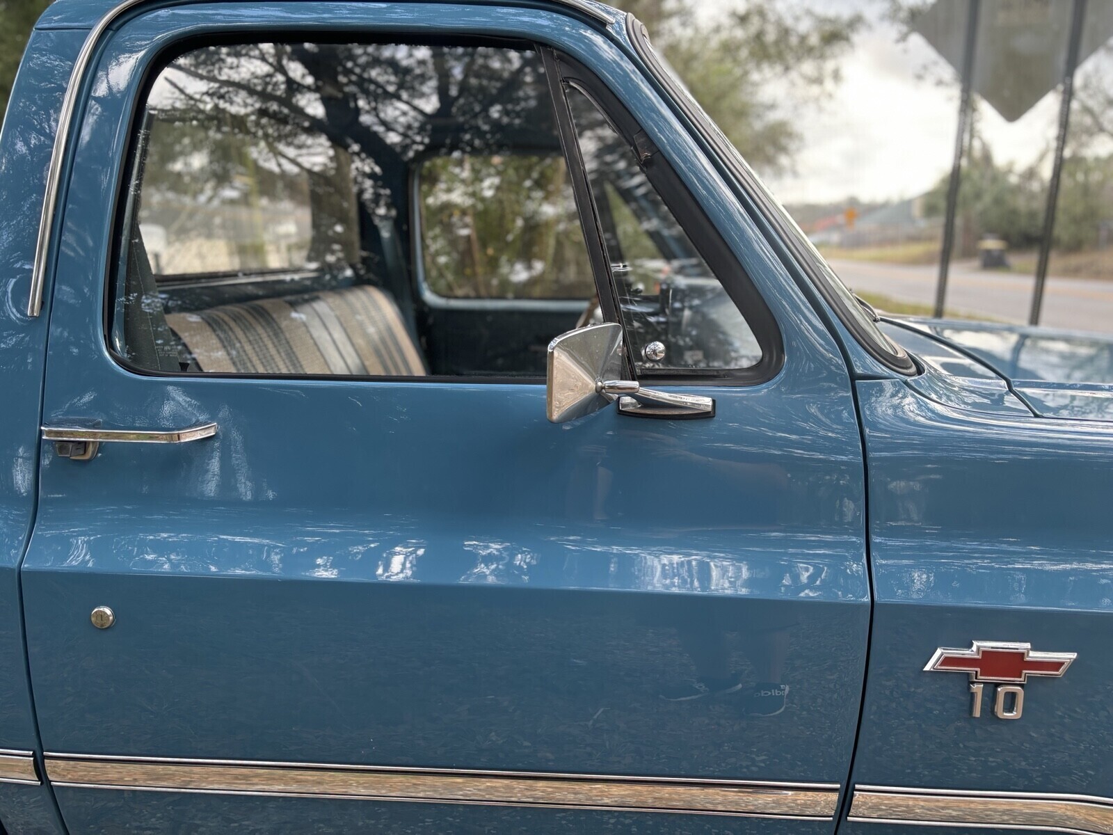 Chevrolet-C-10-1981-13