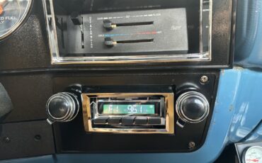 Chevrolet-C-10-1981-28