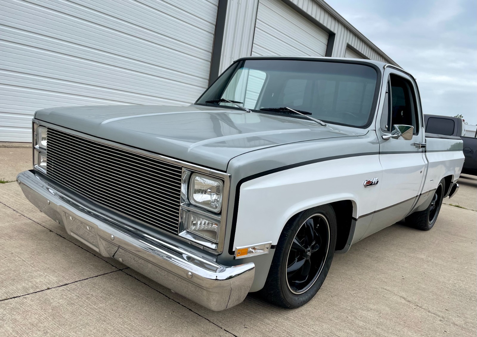 Chevrolet-C-10-1981-Standard-Cab-Pickup-1