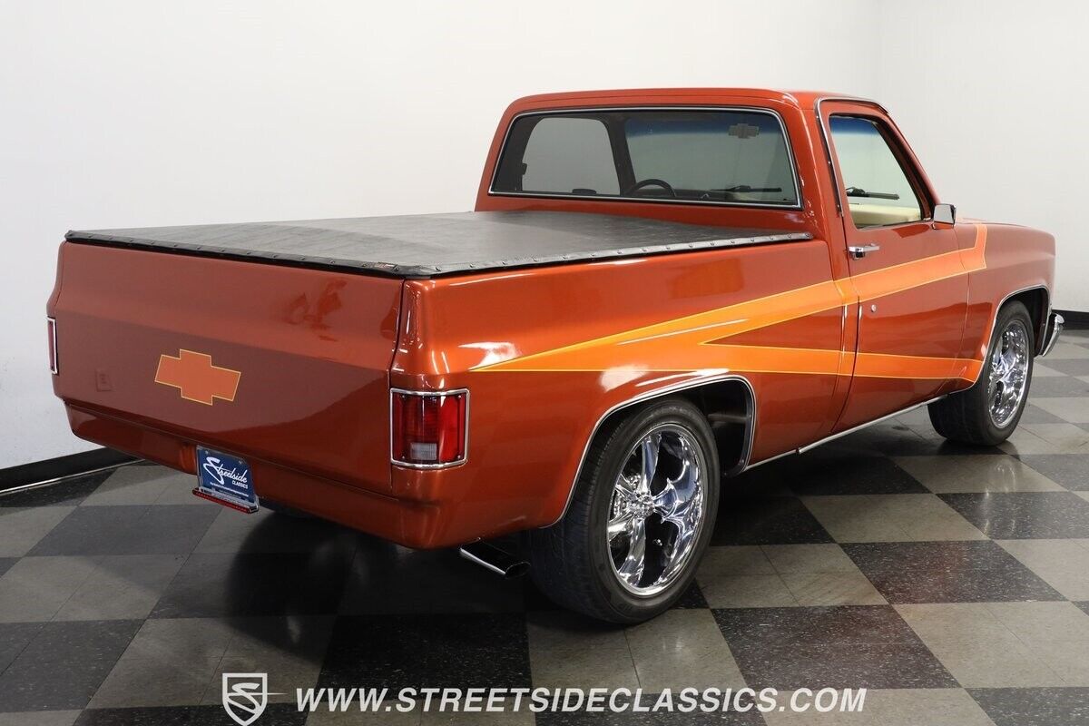 Chevrolet-C-10-1985-Pickup-Truck-10