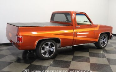 Chevrolet-C-10-1985-Pickup-Truck-11