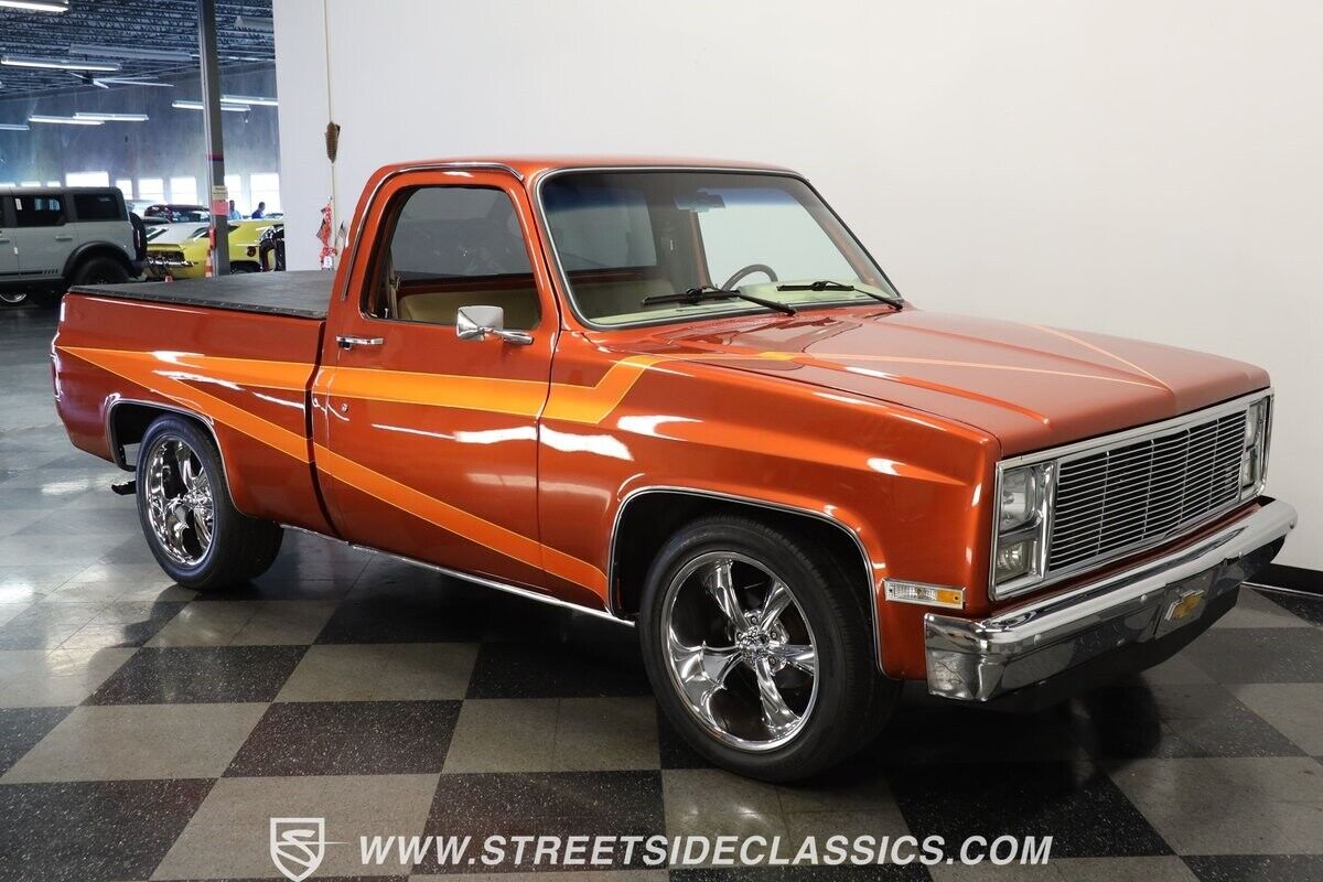 Chevrolet-C-10-1985-Pickup-Truck-13