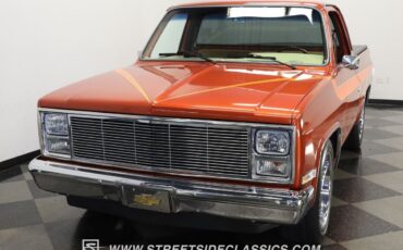 Chevrolet-C-10-1985-Pickup-Truck-16