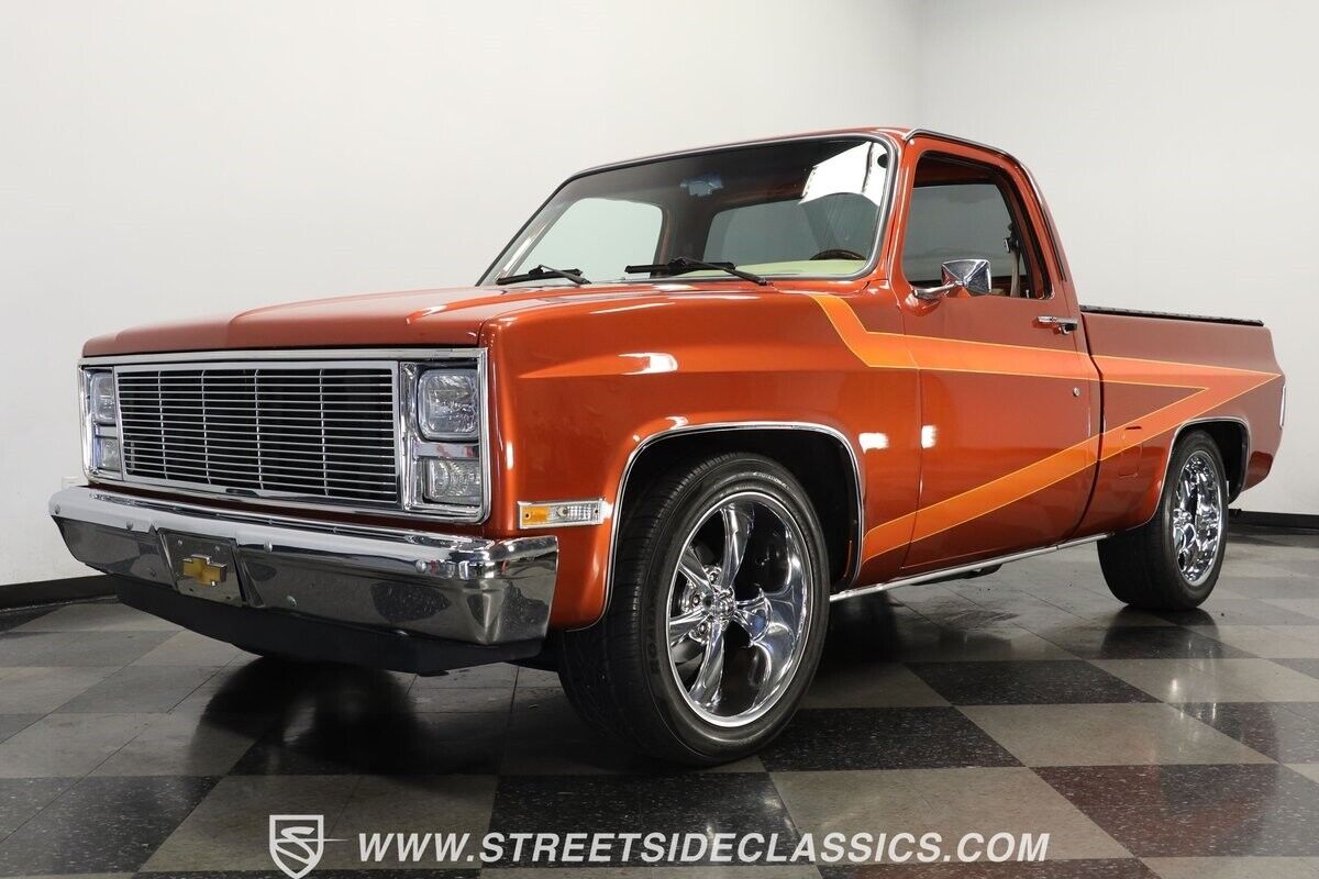 Chevrolet-C-10-1985-Pickup-Truck-21