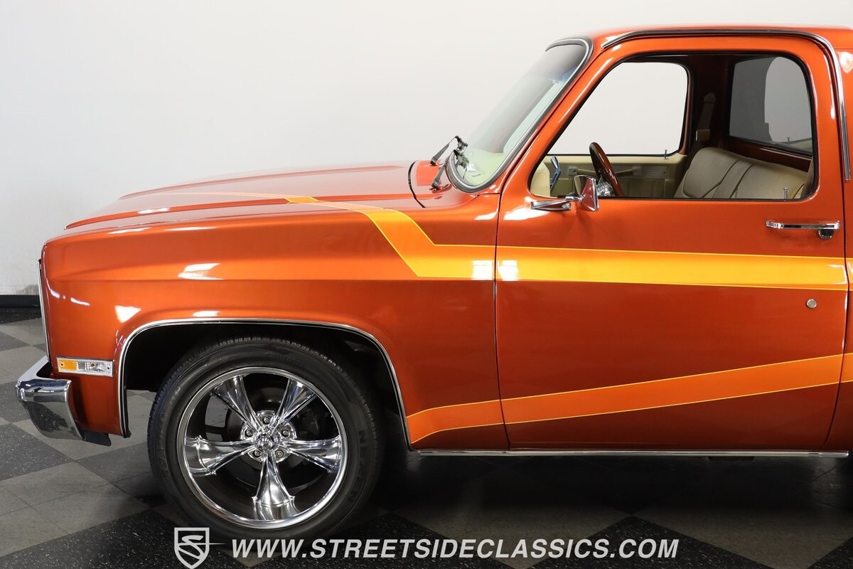 Chevrolet-C-10-1985-Pickup-Truck-22