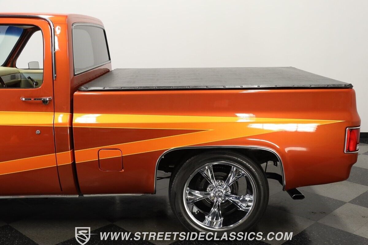 Chevrolet-C-10-1985-Pickup-Truck-23