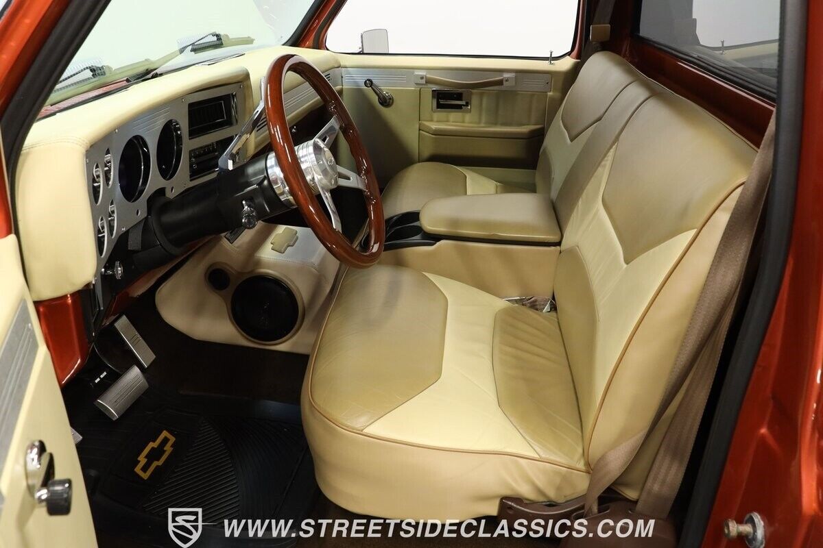 Chevrolet-C-10-1985-Pickup-Truck-34