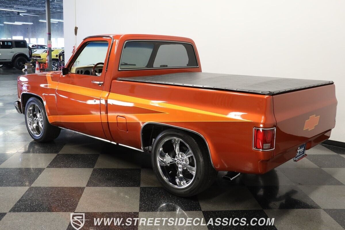 Chevrolet-C-10-1985-Pickup-Truck-6