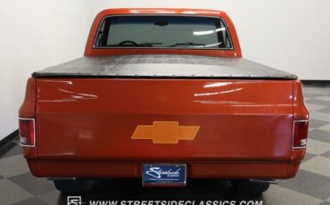 Chevrolet-C-10-1985-Pickup-Truck-8