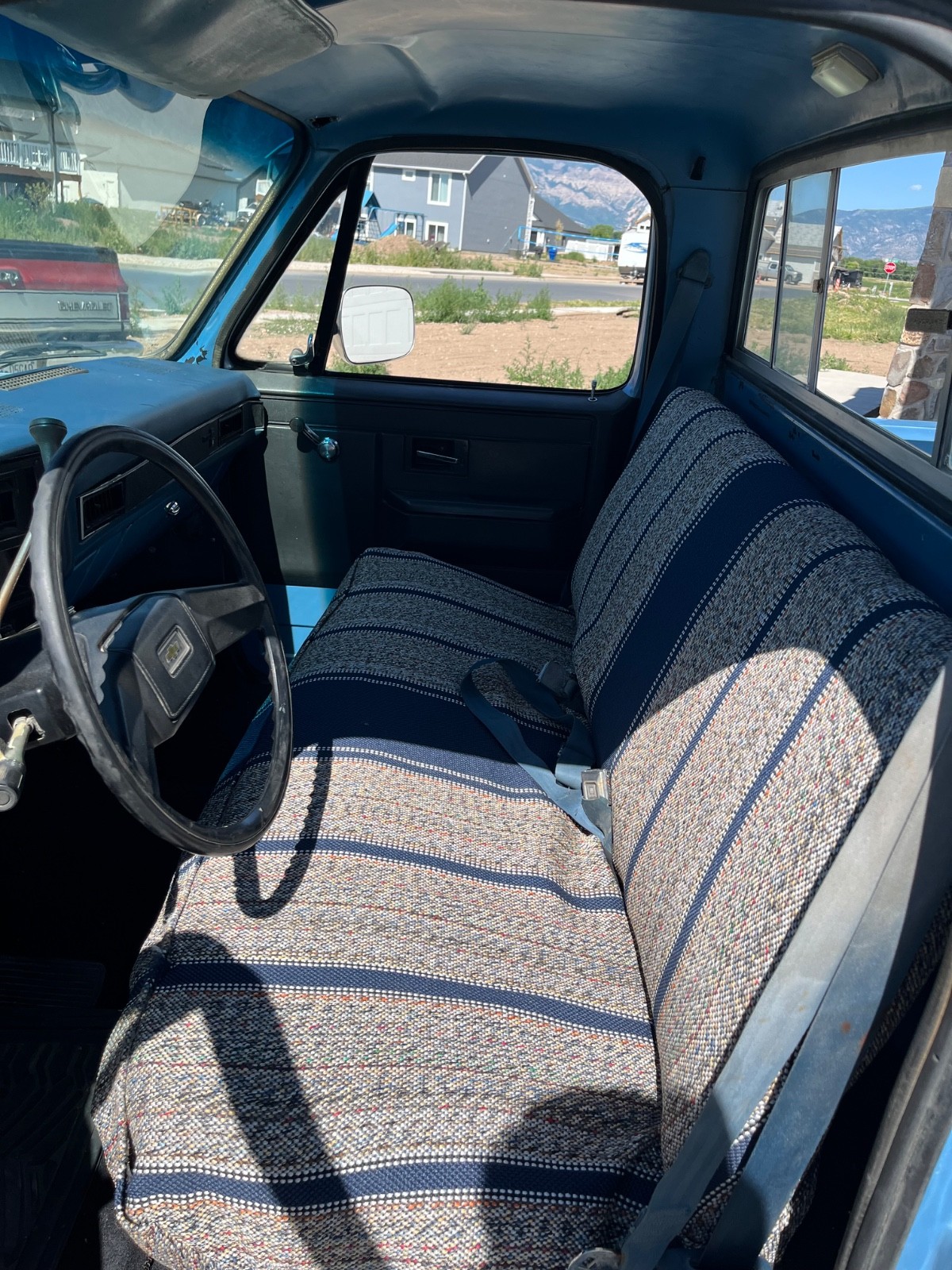 Chevrolet-C-10-1985-Standard-Cab-Pickup-14