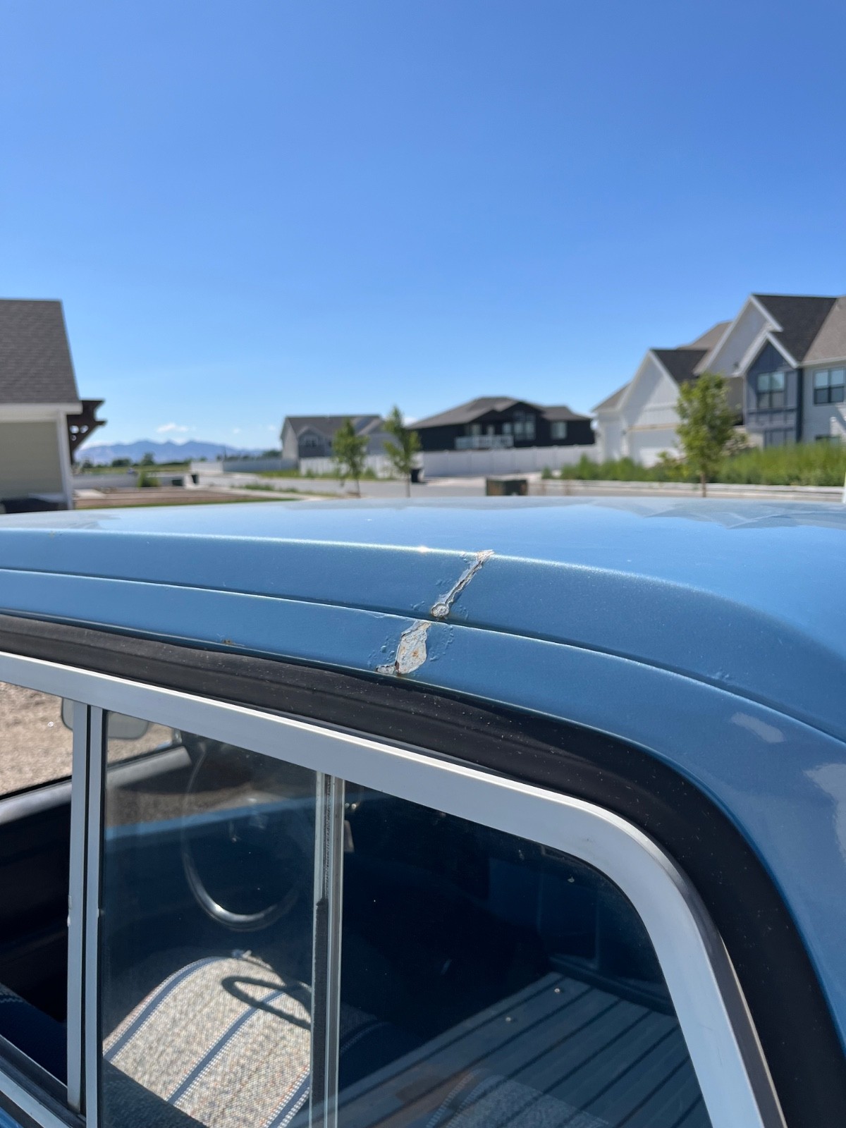 Chevrolet-C-10-1985-Standard-Cab-Pickup-8