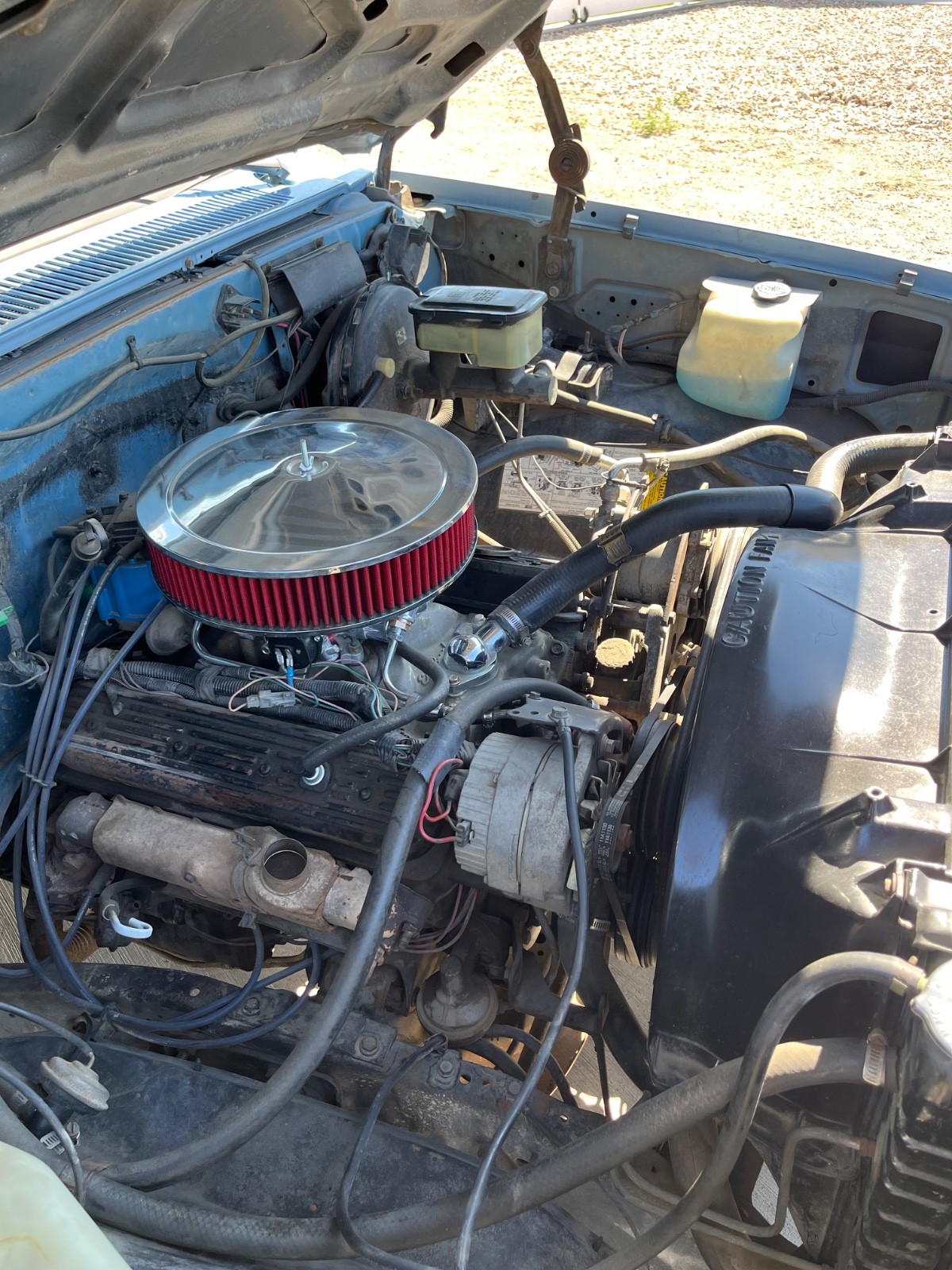 Chevrolet-C-10-1985-Standard-Cab-Pickup-9