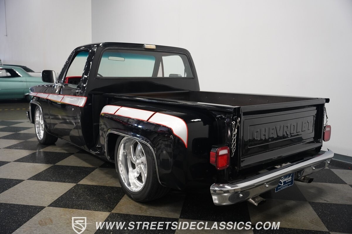 Chevrolet-C-10-1986-Pickup-Truck-11