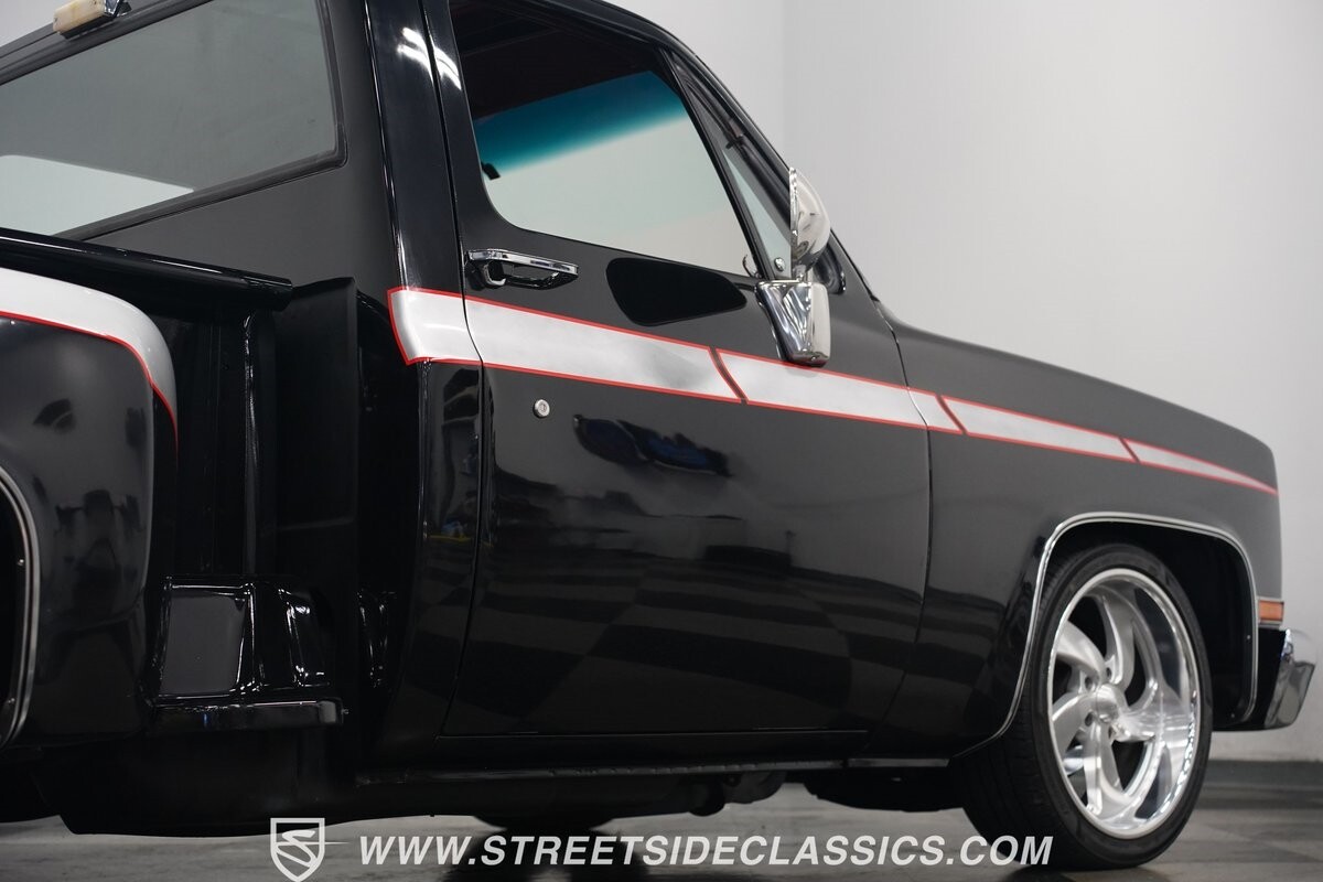Chevrolet-C-10-1986-Pickup-Truck-32