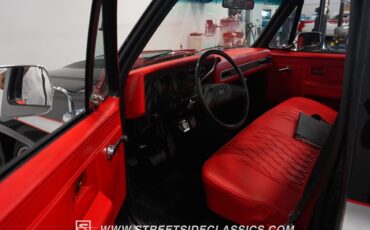 Chevrolet-C-10-1986-Pickup-Truck-4