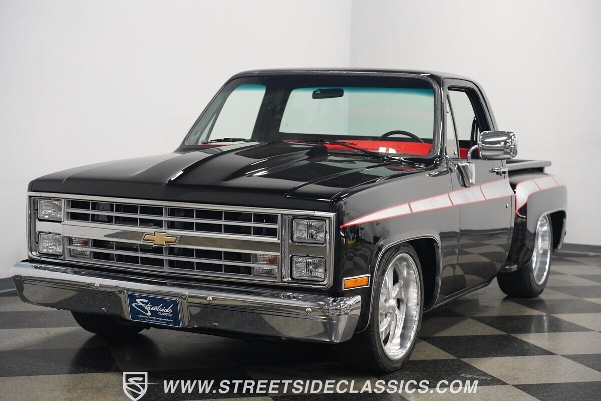 Chevrolet-C-10-1986-Pickup-Truck-5