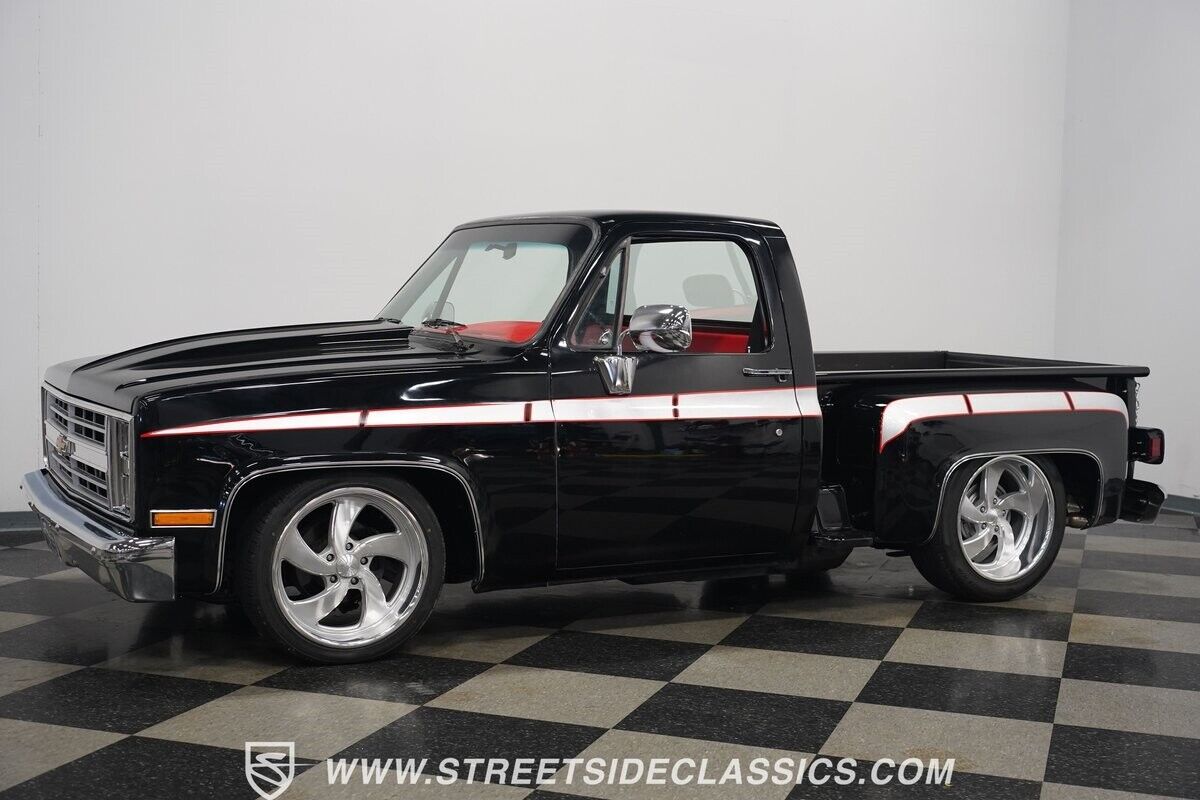 Chevrolet-C-10-1986-Pickup-Truck-7