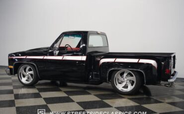 Chevrolet-C-10-1986-Pickup-Truck-9