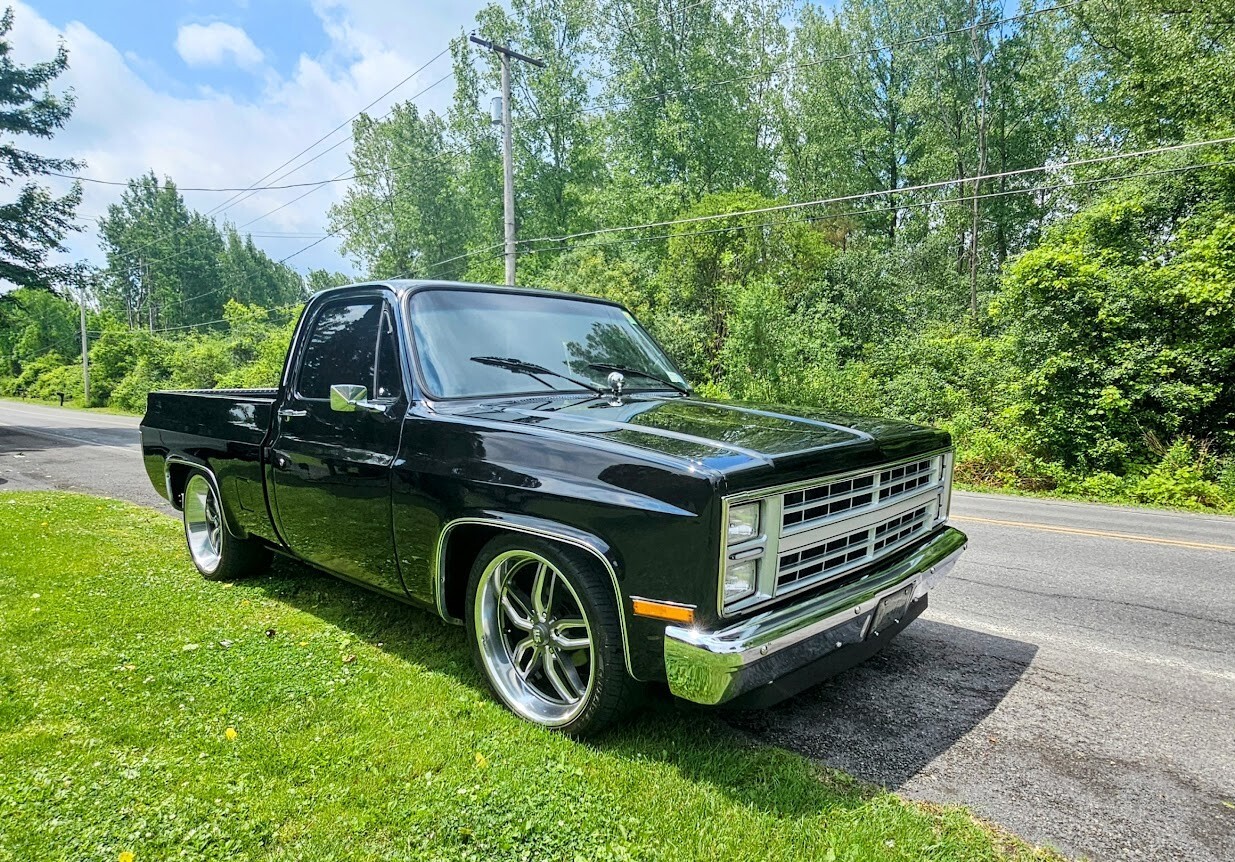 Chevrolet C-10 1987 Standard Cab Pickup