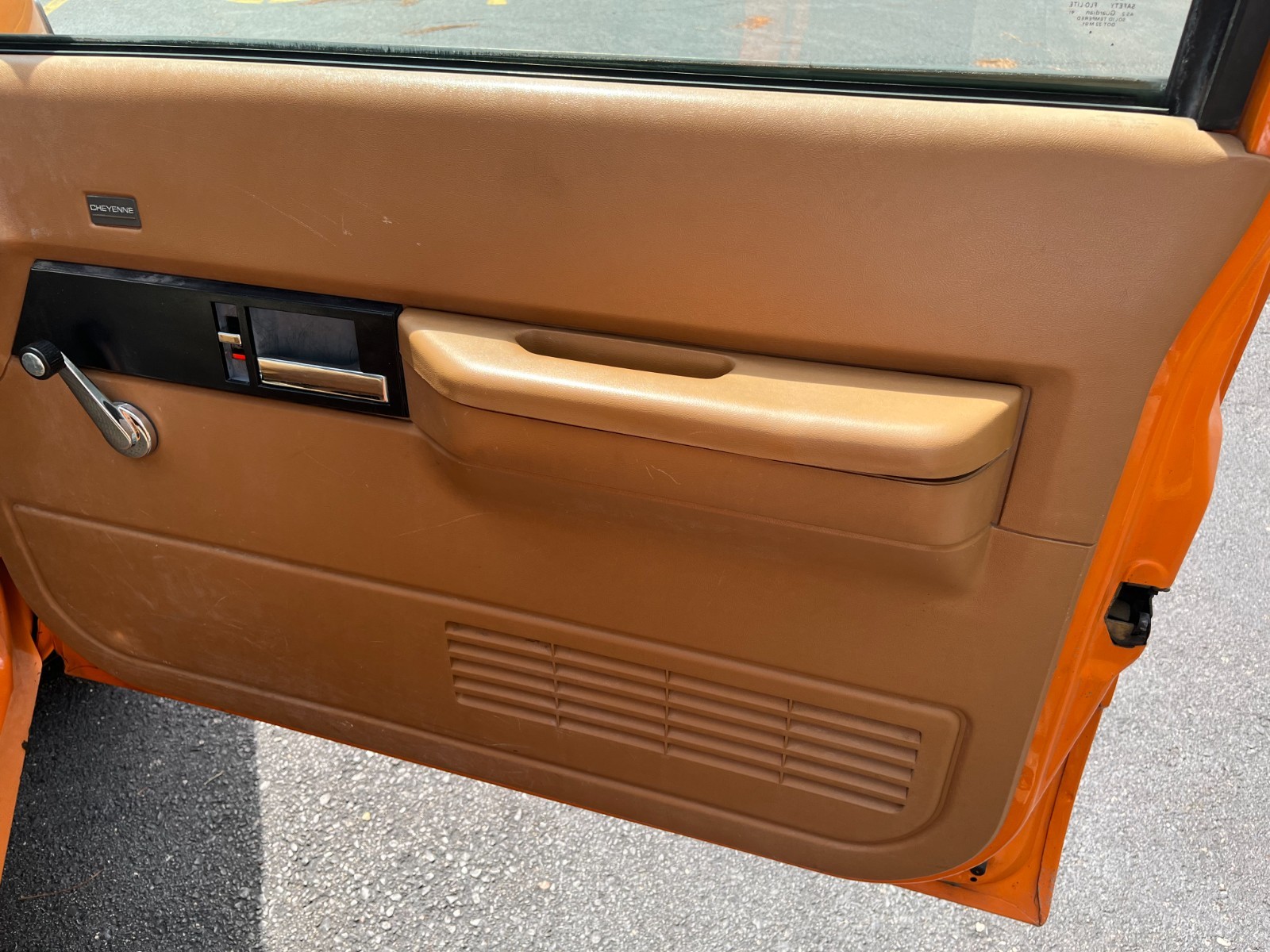 Chevrolet-C-10-1991-Standard-Cab-Pickup-27