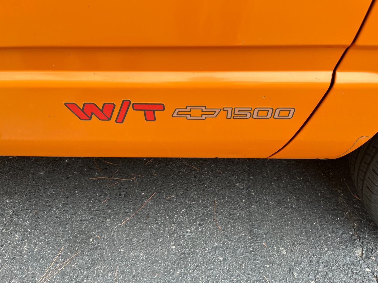 Chevrolet-C-10-1991-Standard-Cab-Pickup-3