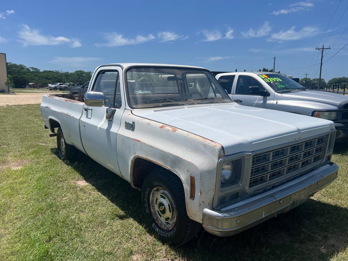 Chevrolet-C-10-pickup-1979-white-1