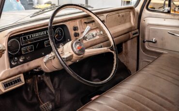 Chevrolet-C-20-1965-Crew-Cab-Pickup-9