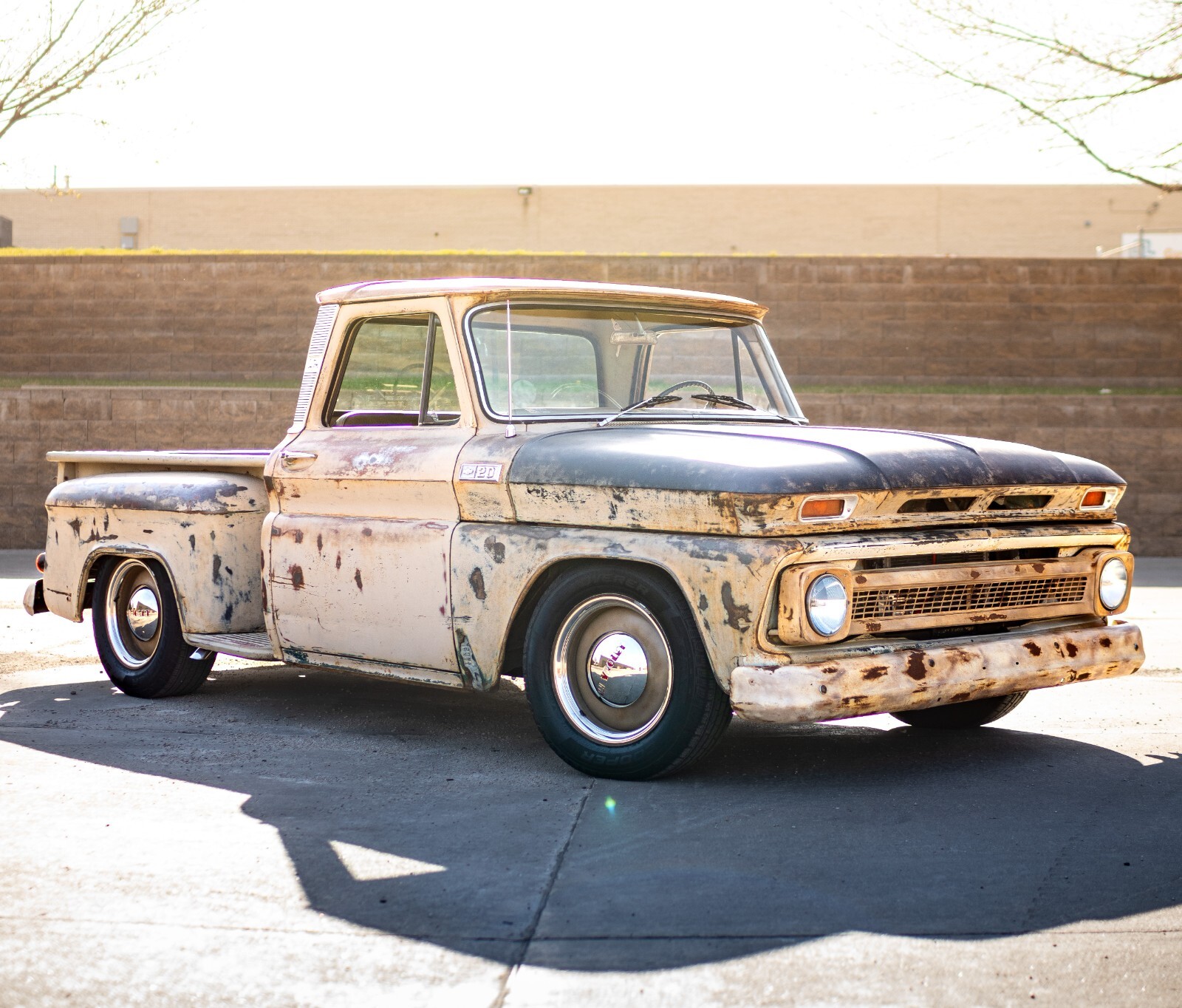 Chevrolet-C-20-1965-Crew-Cab-Pickup