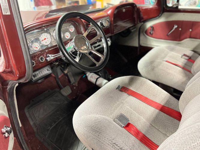 Chevrolet-C10-1962-Custom-7