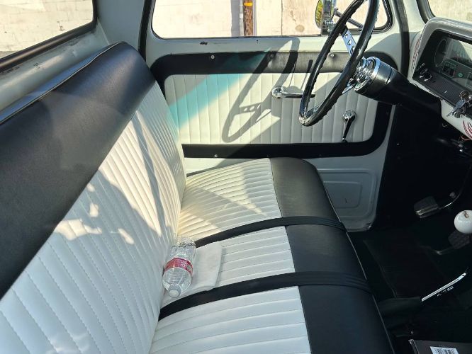 Chevrolet-C10-1964-3