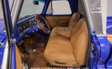 Chevrolet-C10-1966-Gravity-Blue-Pearl-Tan-16