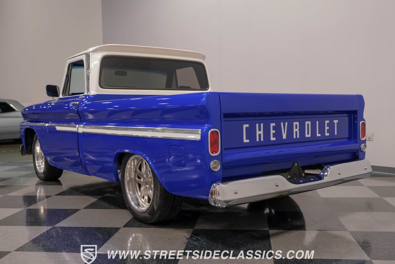 Chevrolet-C10-1966-Gravity-Blue-Pearl-Tan-19